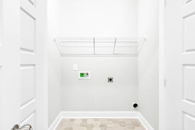 520 Ayden Ln, Clarksville, TN 37042