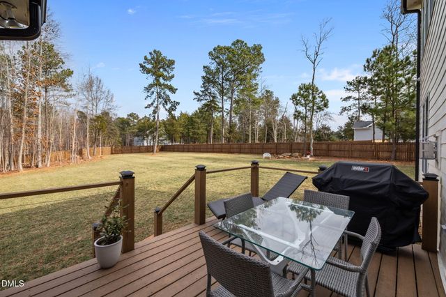 812 Stone Tennis Court, Hillsborough, NC 27278