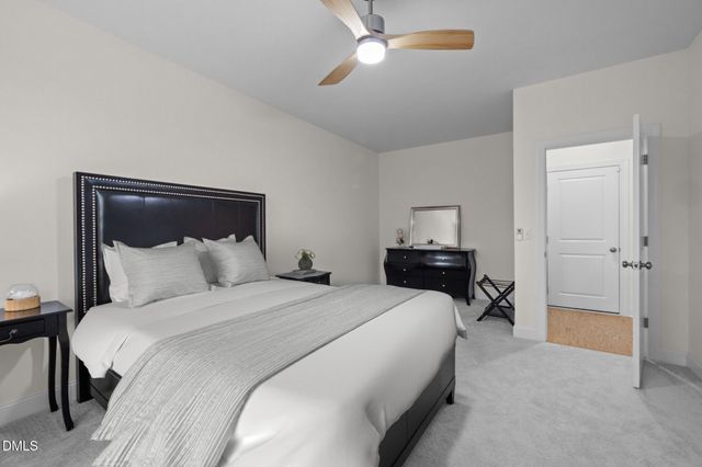 812 Stone Tennis Court, Hillsborough, NC 27278