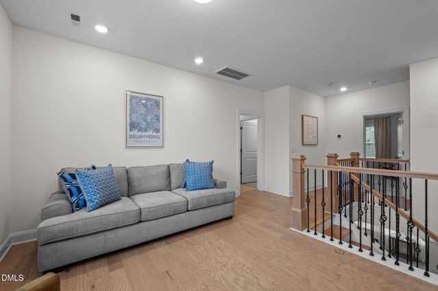 812 Stone Tennis Court, Hillsborough, NC 27278