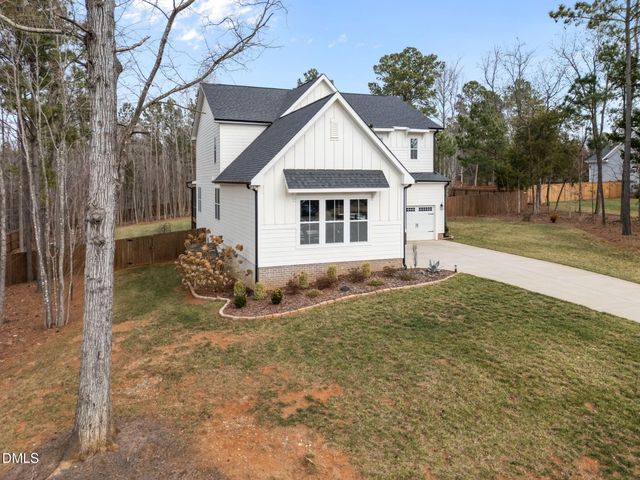 812 Stone Tennis Court, Hillsborough, NC 27278