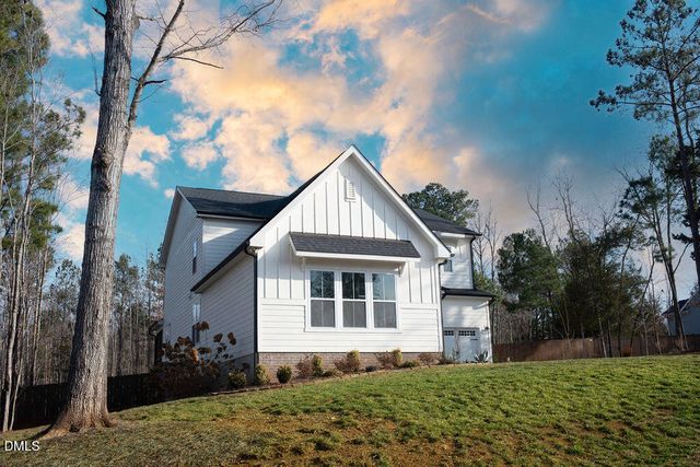 812 Stone Tennis Court, Hillsborough, NC 27278