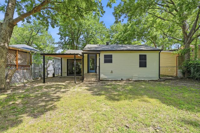 1020 W Brockett Street, Sherman, TX 75092