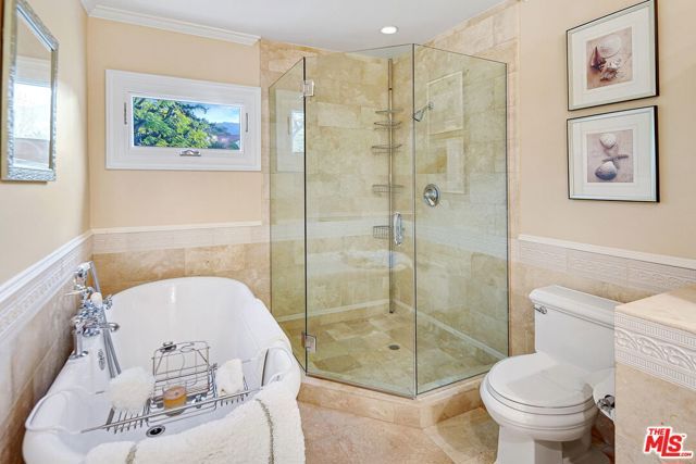 3819 Vista Linda Drive, Encino (los Angeles), CA 91316