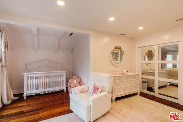 3819 Vista Linda Drive, Encino (los Angeles), CA 91316