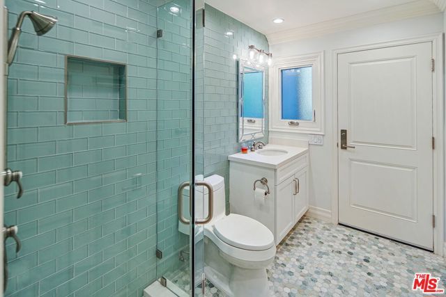 3819 Vista Linda Drive, Encino (los Angeles), CA 91316