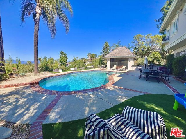 3819 Vista Linda Drive, Encino (los Angeles), CA 91316