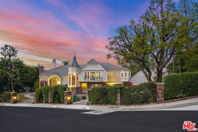 3819 Vista Linda Drive, Encino (los Angeles), CA 91316