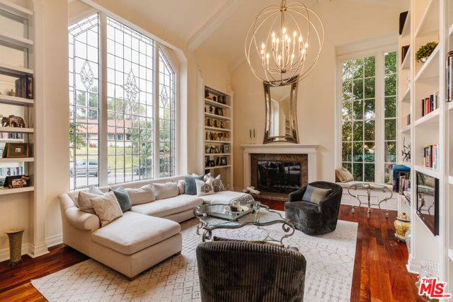 3819 Vista Linda Drive, Encino (los Angeles), CA 91316