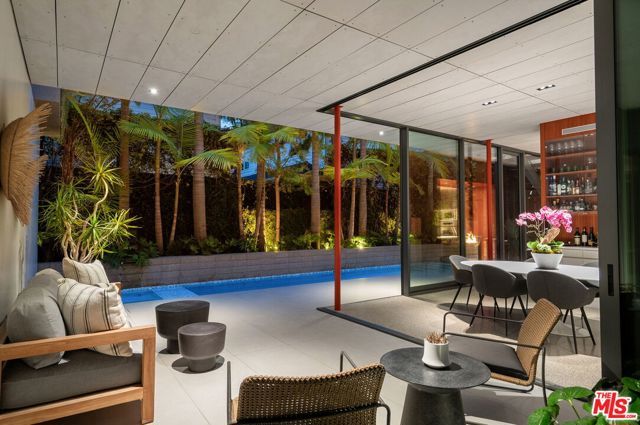 628 Milwood Avenue, Los Angeles, CA 90291