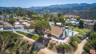 120 Navajo Lane, Topanga, CA 90290