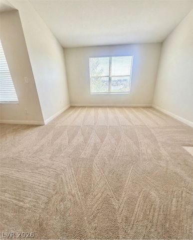 5055 West Hacienda Avenue 2104, Las Vegas, NV 89118