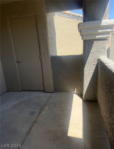 5055 West Hacienda Avenue 2104, Las Vegas, NV 89118