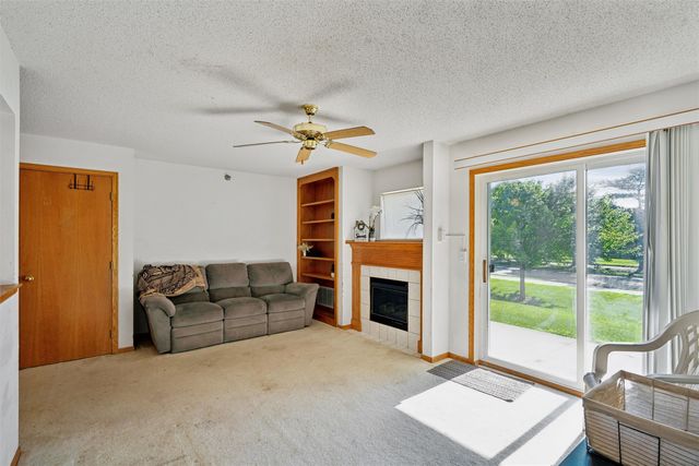 2156 NW 156th Street 7, Clive, IA 50325