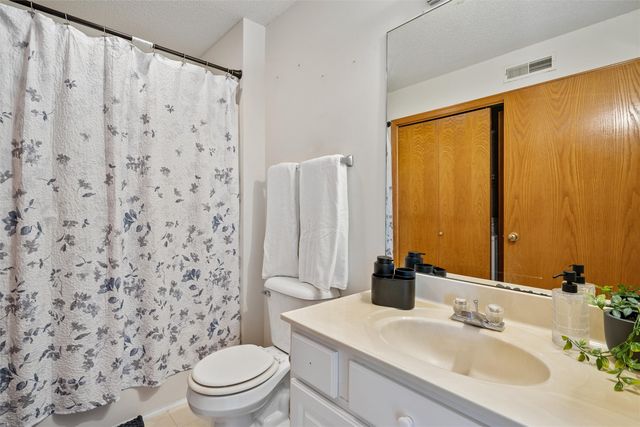 2156 NW 156th Street 7, Clive, IA 50325