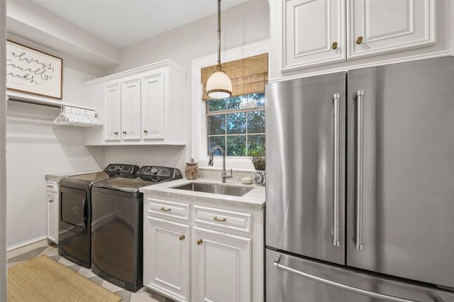 2207 Longmire Road, Conroe, TX 77304