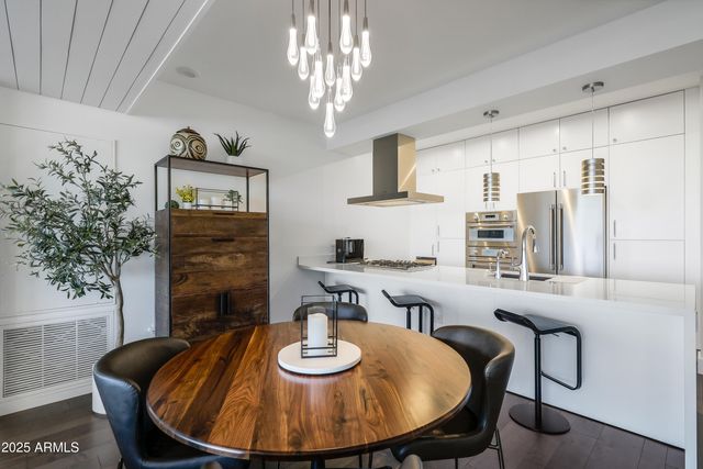 7120 E KIERLAND Boulevard 913, Scottsdale, AZ 85254