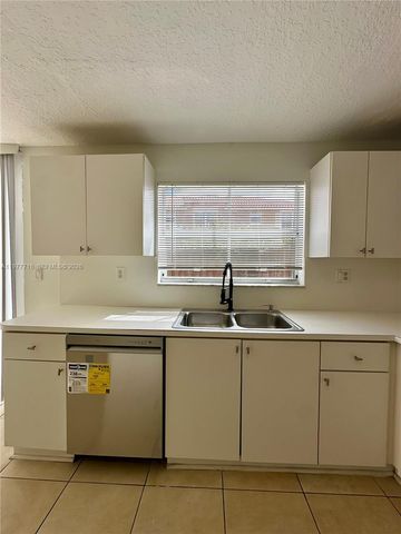 15246 SW 30th Ter 15246, Miami, FL 33185