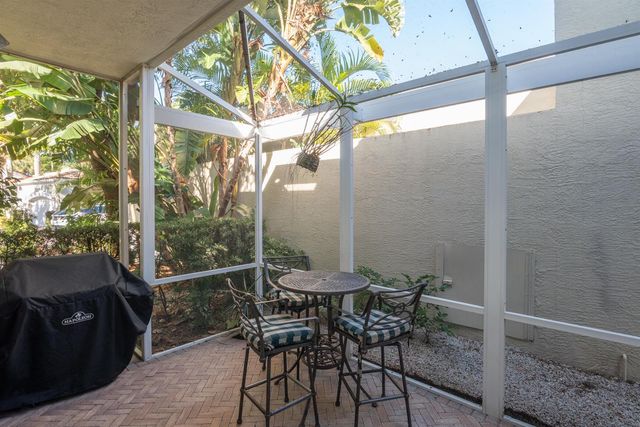 7691 CARDINAL Court, West Palm Beach, FL 33412