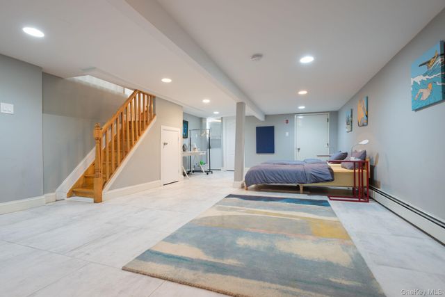 360 W 262nd Street, Bronx, NY 10471