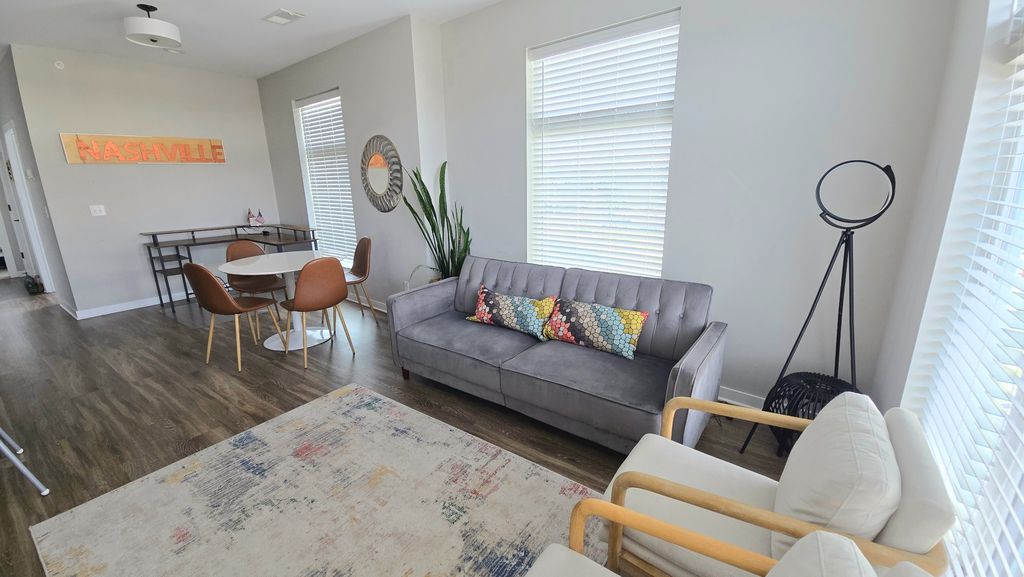 1505 54th Ave N Ste 301, Nashville, TN 37209