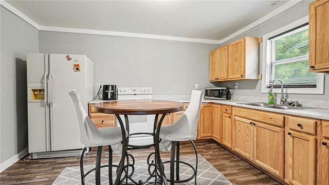 308 Bristol Street, Lexington, NC 27292