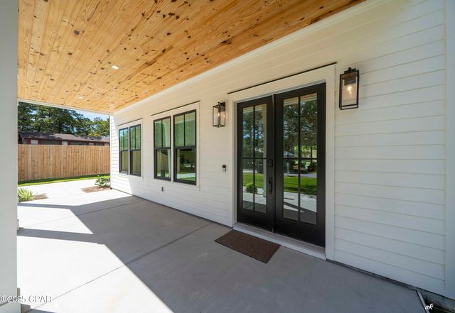 253 N Walton Lakeshore Drive, Inlet Beach, FL 32461