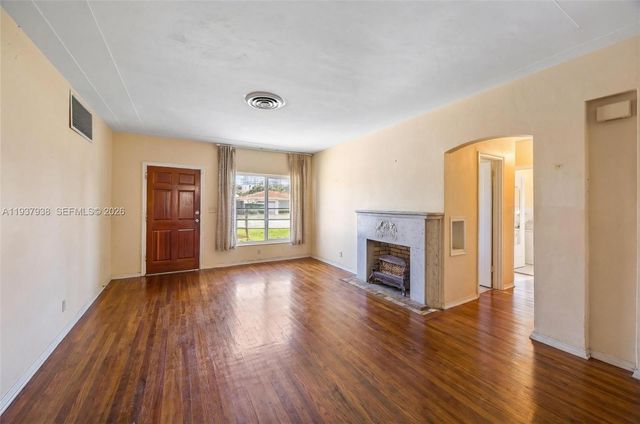 9148 Abbott Ave, Surfside, FL 33154