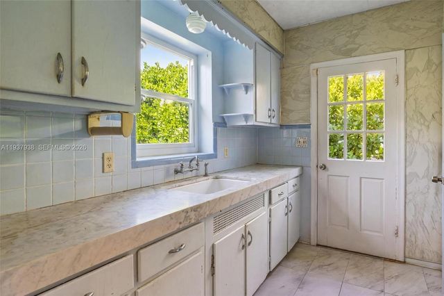 9148 Abbott Ave, Surfside, FL 33154