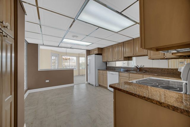 8750 Harrison Avenue 214, Munster, IN 46321