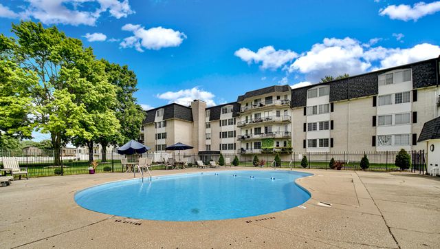 8750 Harrison Avenue 214, Munster, IN 46321