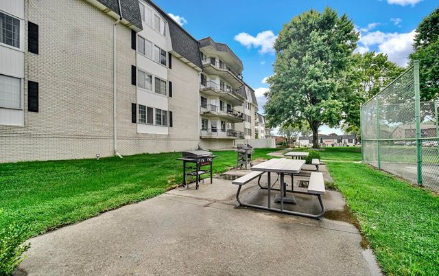 8750 Harrison Avenue 214, Munster, IN 46321