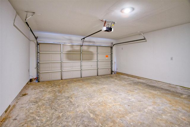 1551 Sunset Ridge Dr, Conroe, TX 77303