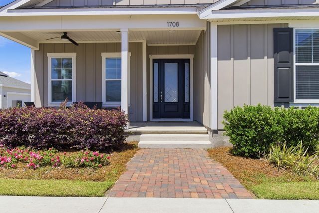 1708 Daffodil Street, Panama City, FL 32405