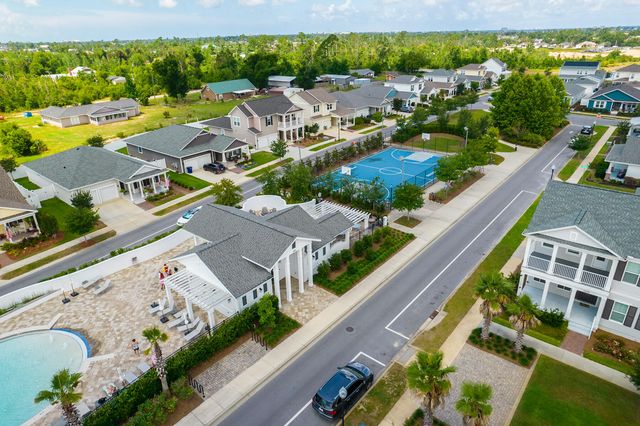1708 Daffodil Street, Panama City, FL 32405