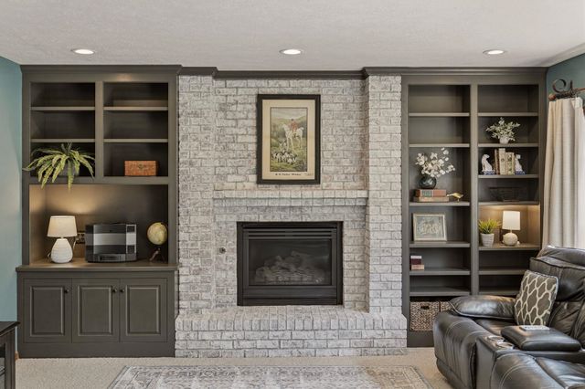 325 W Charlton Ave, Spokane, WA 99208