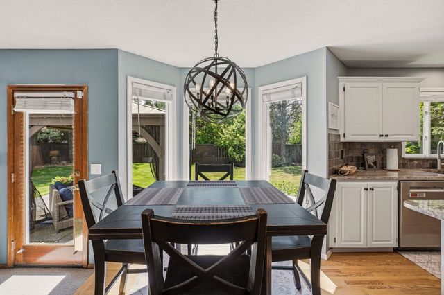 325 W Charlton Ave, Spokane, WA 99208