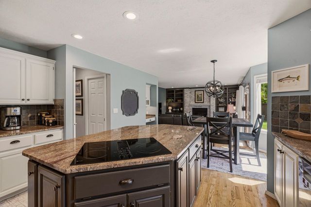 325 W Charlton Ave, Spokane, WA 99208