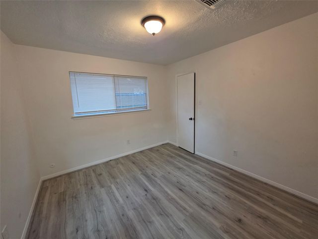 8522 Fawn Terrace Drive, Houston, TX 77071