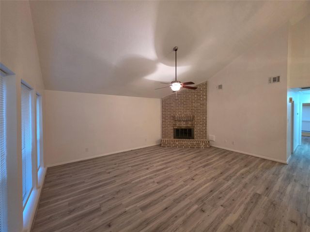 8522 Fawn Terrace Drive, Houston, TX 77071