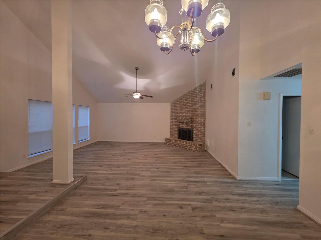 8522 Fawn Terrace Drive, Houston, TX 77071