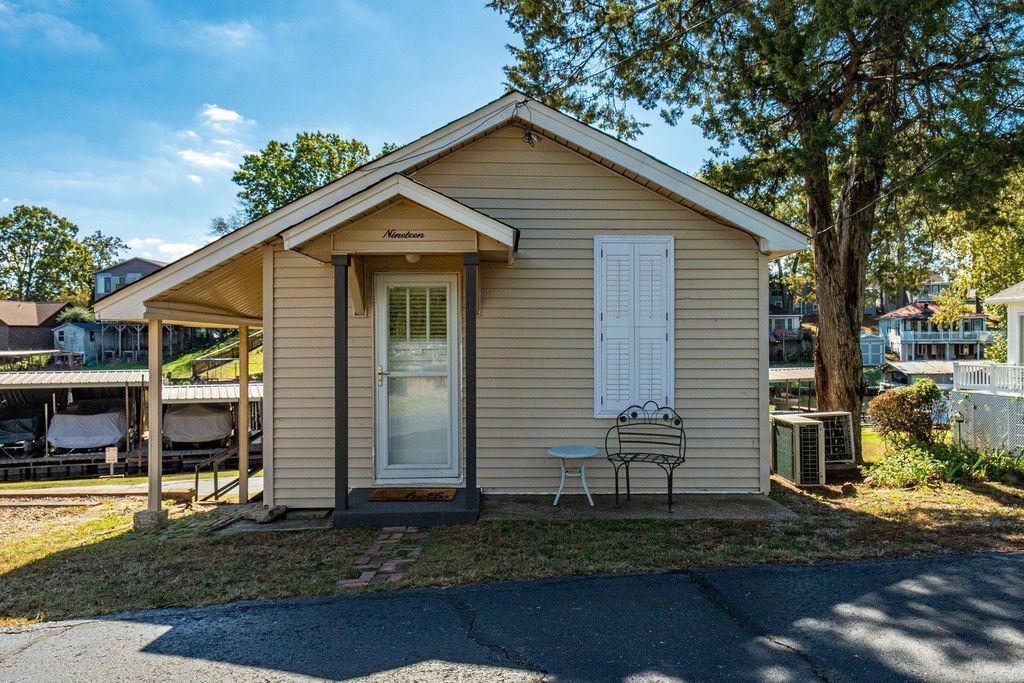 105 Chambers Point, #19, Hot Springs, AR 71913