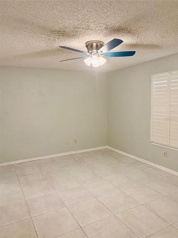 2720 BANYAN DRIVE, Edgewater, FL 32141