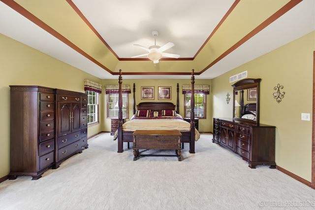 908 Knox Lane, Batavia, IL 60510