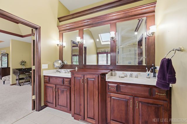 908 Knox Lane, Batavia, IL 60510