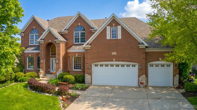 908 Knox Lane, Batavia, IL 60510