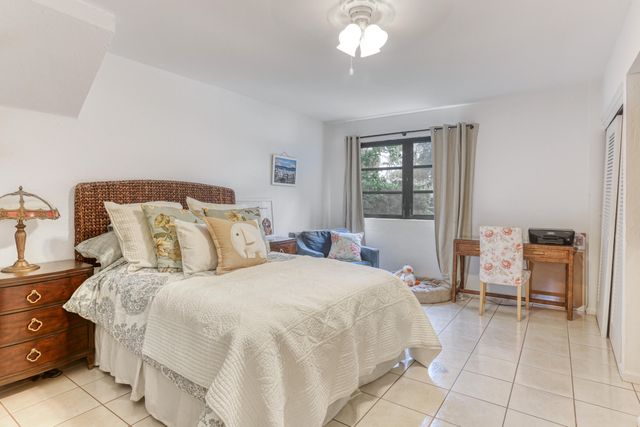 121 Costello Road, West Palm Beach, FL 33405