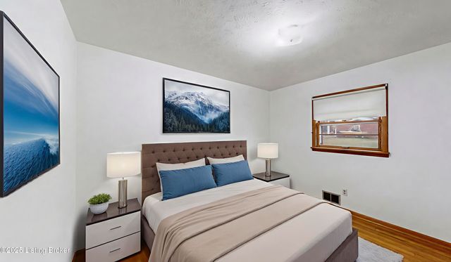 2569 Trubart Ln, Louisville, KY 40216