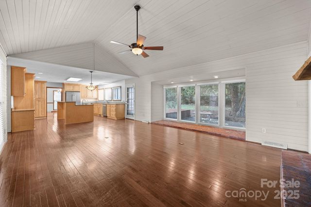 1202 Pineview Street, Albemarle, NC 28001