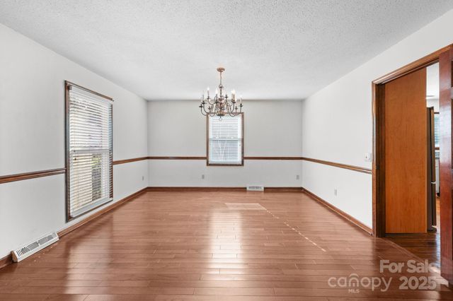 1202 Pineview Street, Albemarle, NC 28001